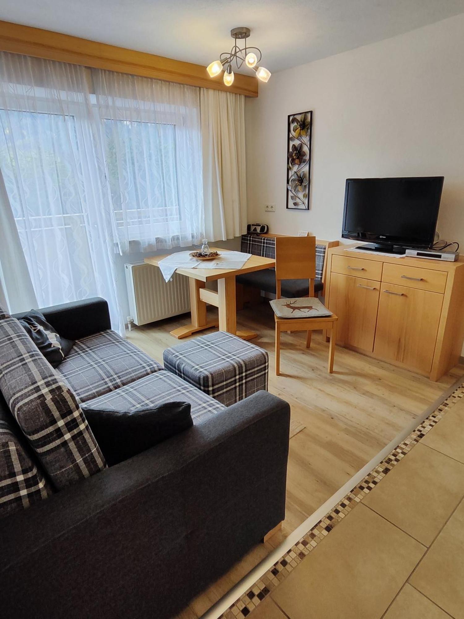 Apartmenthaus Bader Лойташ Экстерьер фото